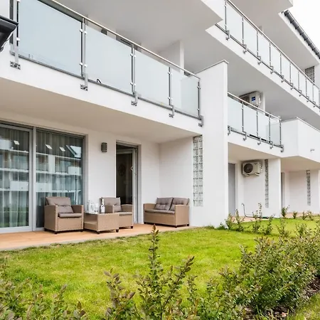 Flatbook Apartamenty - Sztutowo Baltic Sun -A- Z Basenem Exterior photo